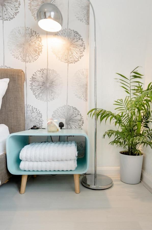 Tropical Garden Oasis Rooms برمنغهام المظهر الخارجي الصورة