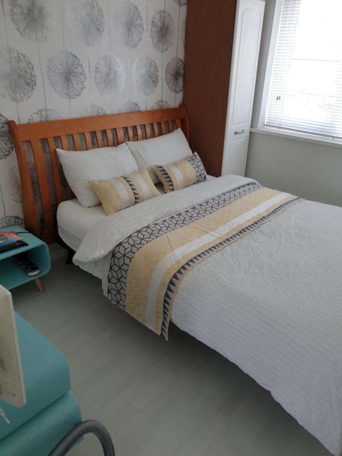 Tropical Garden Oasis Rooms برمنغهام المظهر الخارجي الصورة